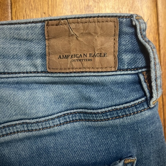 American Eagle Outfitters Super Stretch Hi-Rise Denim Jean Shorts Size 6 Casual - Picture 8 of 9